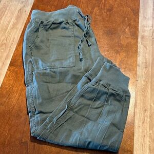 GAP Men's Jogger Pants - Olive Green